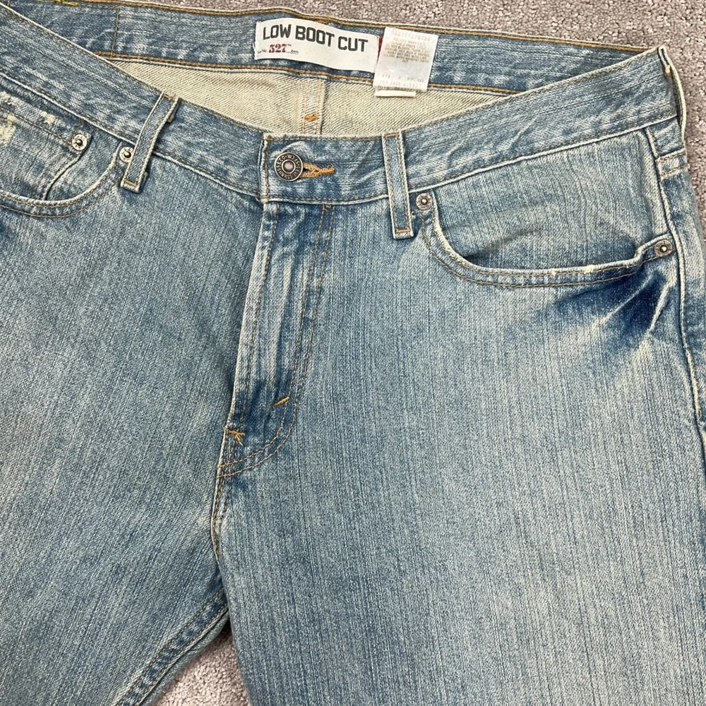 Levi's 527 Jeans Men W34 L32 Light Blue Low Boot Cut Distressed Denim Retro 90s
